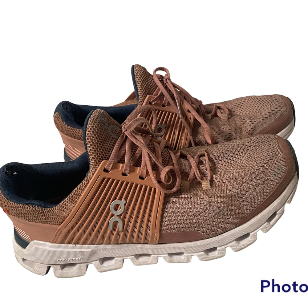 On Cloud Running Cloudswift Sneakers in Blush Denim, 9